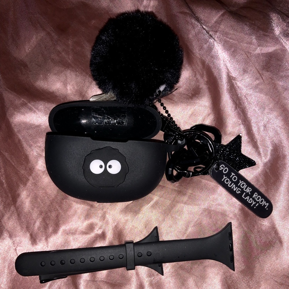 2 piece set air pod pro case & band